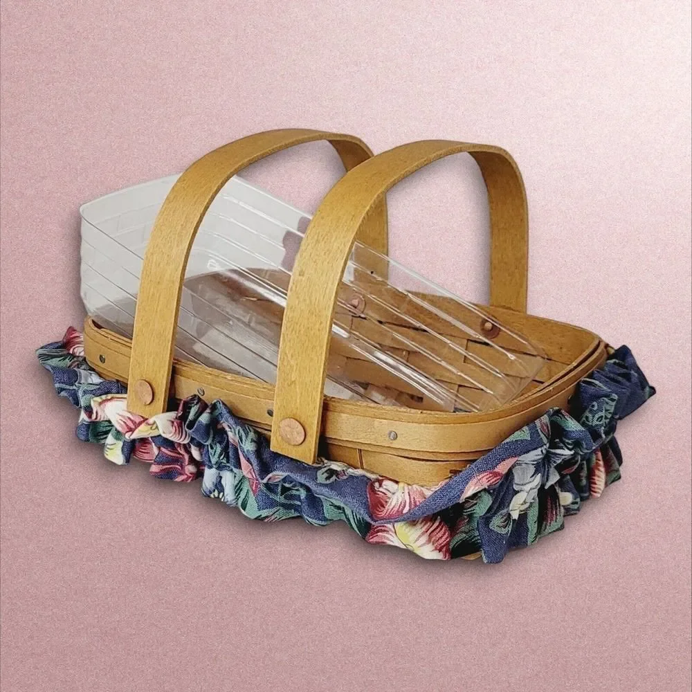 1995 Longaberger Small Rectangular Basket with Plastic Liner and Cloth Garter‎